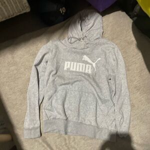 Puma sweater